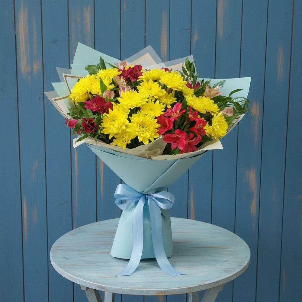 Букет цветов из: Альстромерии и Хризантемы в Богослово