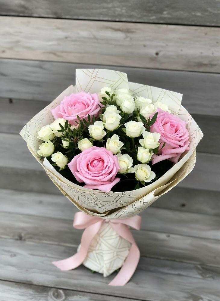 Букет цветов из: Розы в Богослово