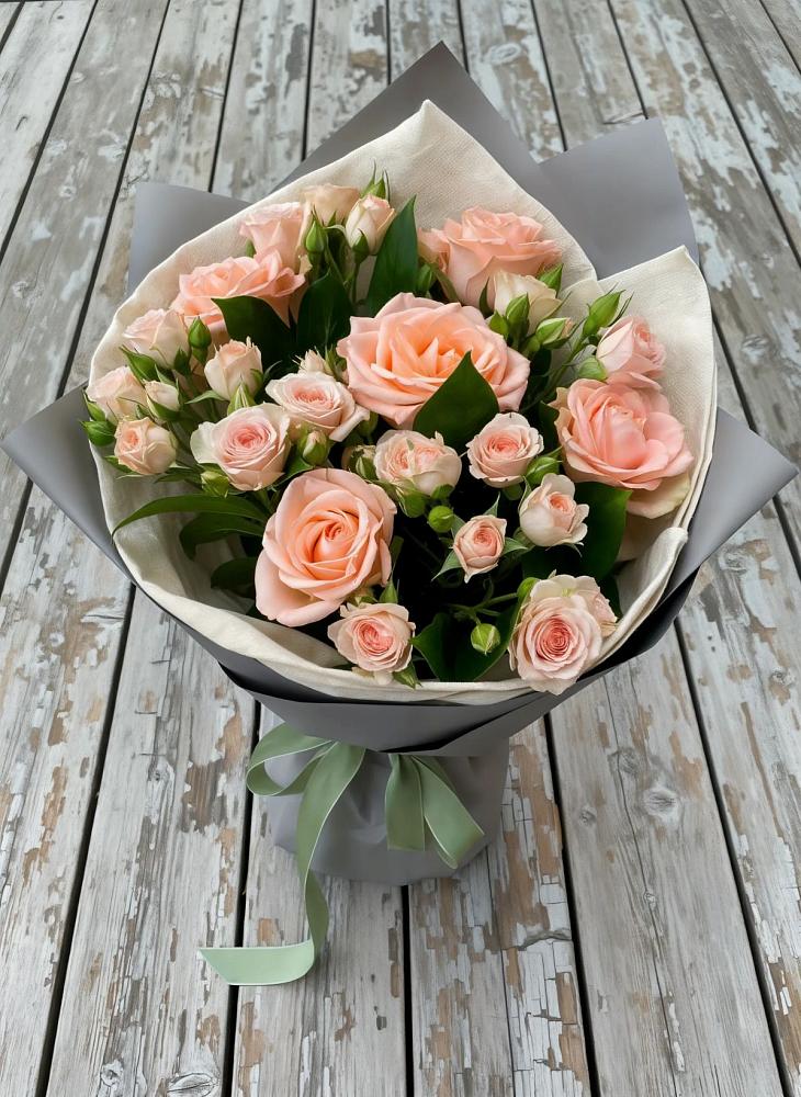 Букет цветов из: Розы в Богослово