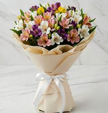 Букет цветов из:  Альстромерии в Богослово