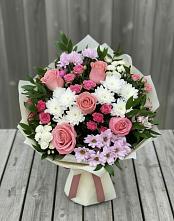 Букет цветов из:  Альстромерии, Гвоздики, Розы и Хризантемы в Богослово